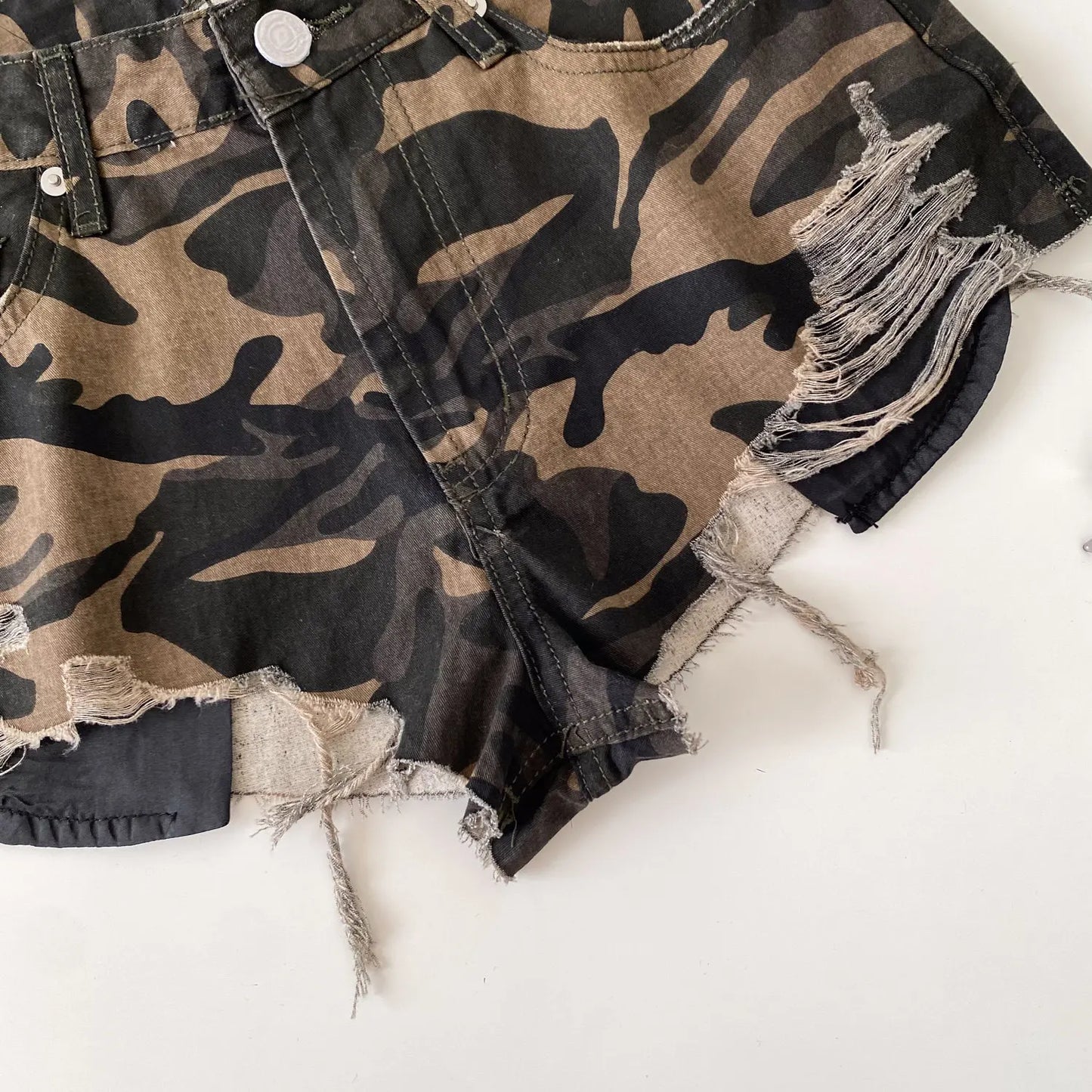 American Retro Camouflage Mini Shorts 2026 Ladies Hollow Out Slim Beach Pants Hot Girl Sexy Print Denim Shorts