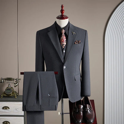 High-quality, Fashionable and Stylish Plus-size Men's Solid-color Suit Set, Men's Three-piece Set, One-button Casual Suit