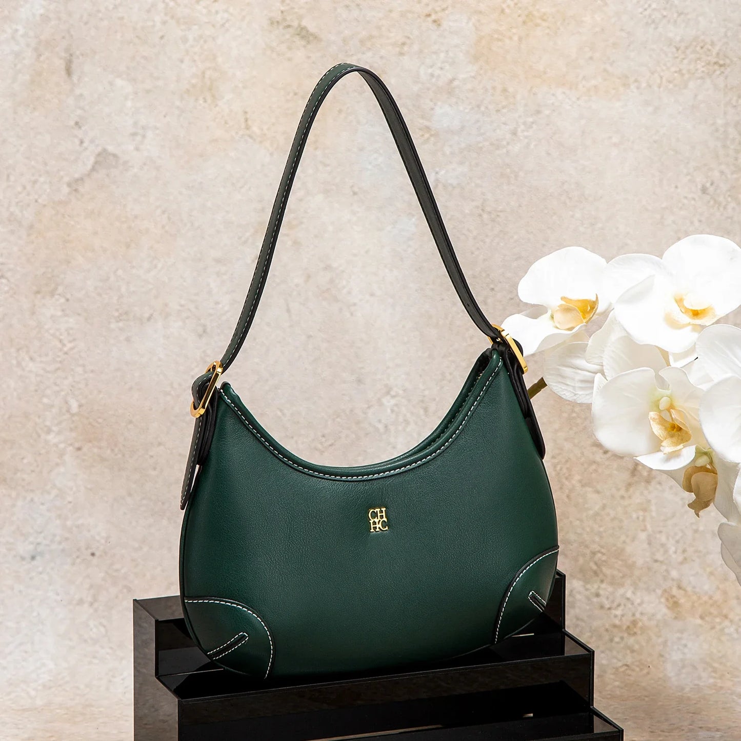 Fashion Classic Luxury Women's New Shoulder Bag Solid Color Versatile Business Commuter Women's Handbag