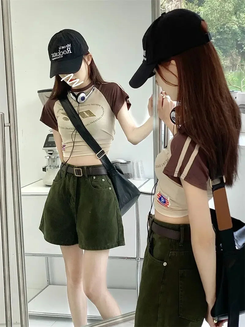 Wide Short Jean Pants Woman With Waist Pocket Denim Shorts for Women Korean Style Youthful Cheap Harajuku Fashion Outfits Jorts