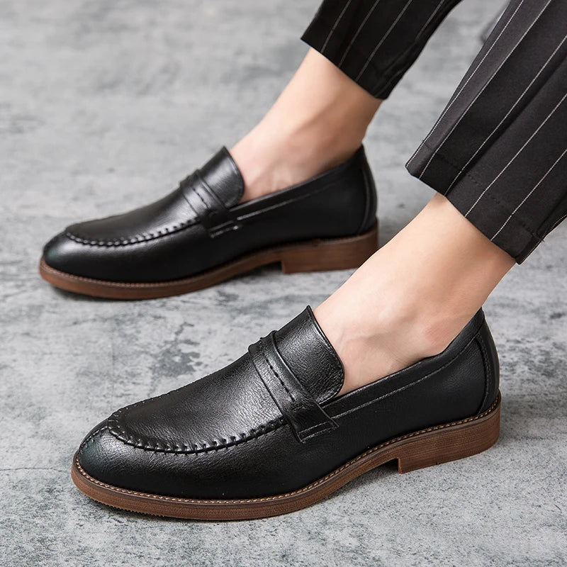 Men's Loafers Business Dress Leather Shoes Men's Brand Brown Oxford Shoes High Quality Soft Flat Casual Shoes mocassin homme