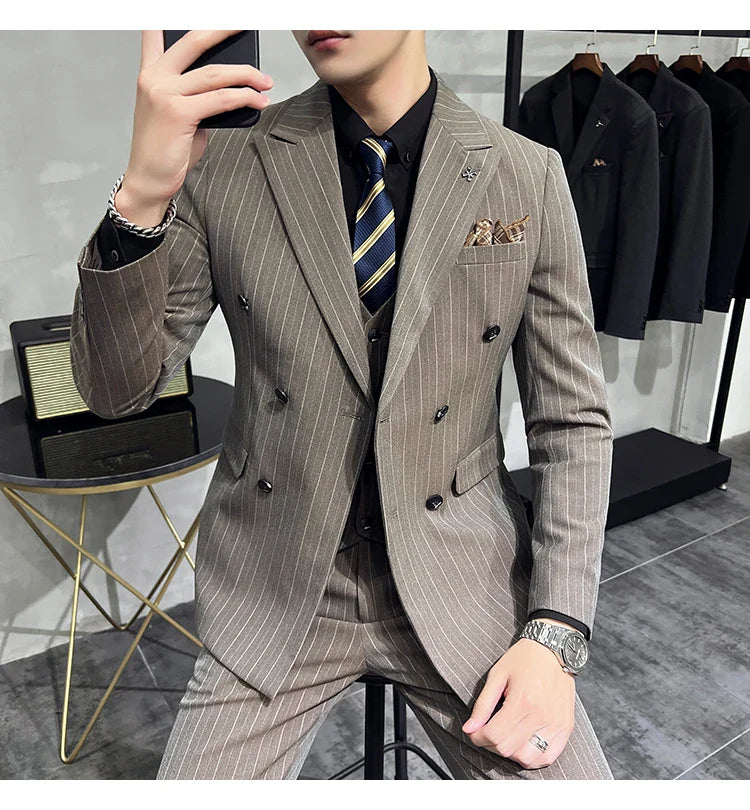 2025 High-quality Korean Version Slim-fit Business (Suit + Vest + Trousers) Striped Double-breasted Suit Three-piece Set