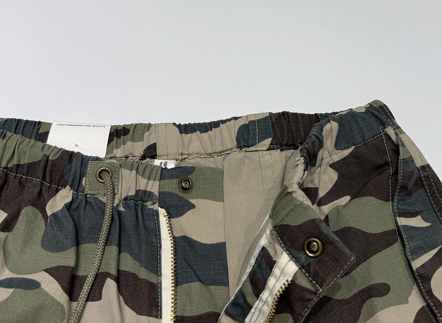 Vintage Camouflage Cargo Pants Men Tactical Multi Pocket Loose Fit Straight Leg Outdoor Casual High Quality Work Pants Trendy