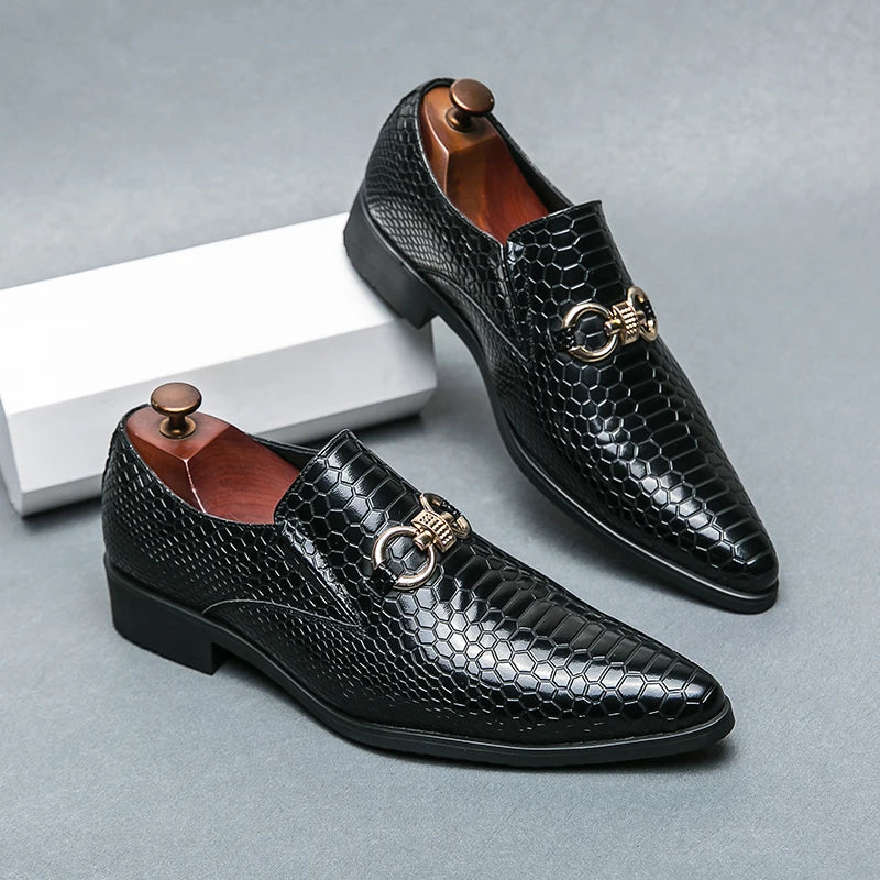 Retro Bronze Loafers Non-Slip Men Shoes Pointed Toe Dress Leather Shoes Luxury Brand Social Dress Shoe Male Comfortable for Men