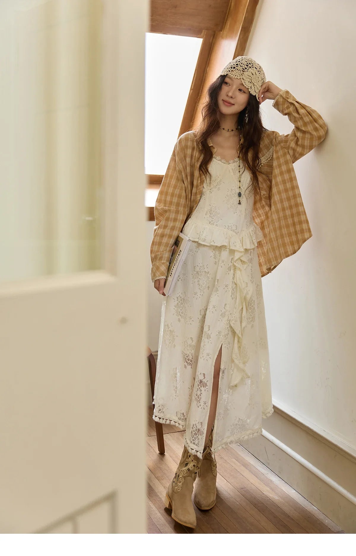 Women's Retro Plaid Long Sleeved Shirt 2025 Autumn Korean Loose Casual Plaid Top with Lace Pocket Lapel Shirts MXE43C2378