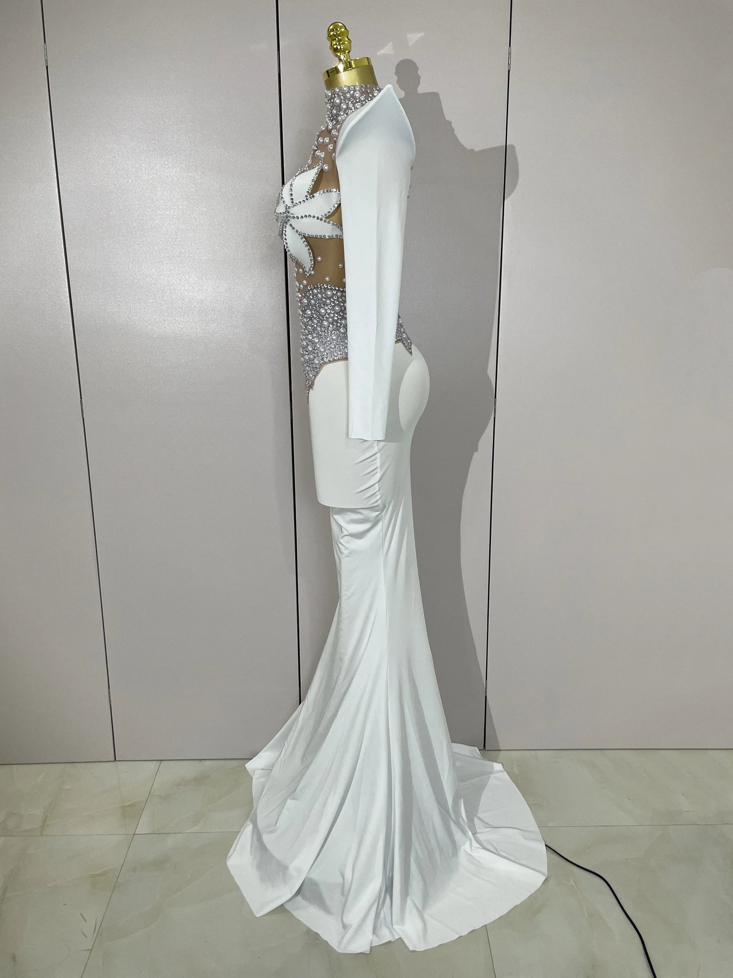 Luxury Sparkly Diamonds Pearl White See Through Mesh Long Dress Women Wedding Evening Party Stage Performance Photoshoot Dress