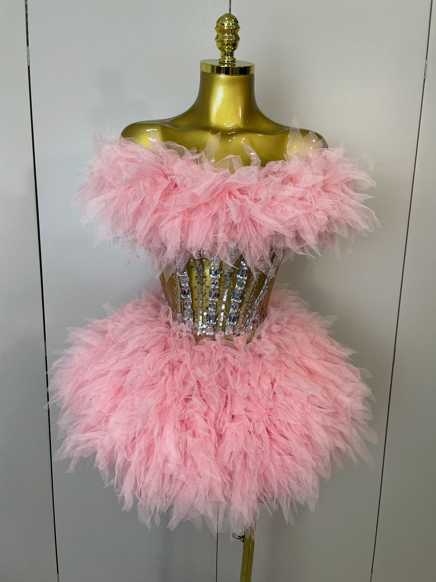 2025Women Sexy Backless Strap Mesh Fluffy Skirt 2 Pieces Diamond Sequins Stage Performance Costume Birthday Party Shooting Dress