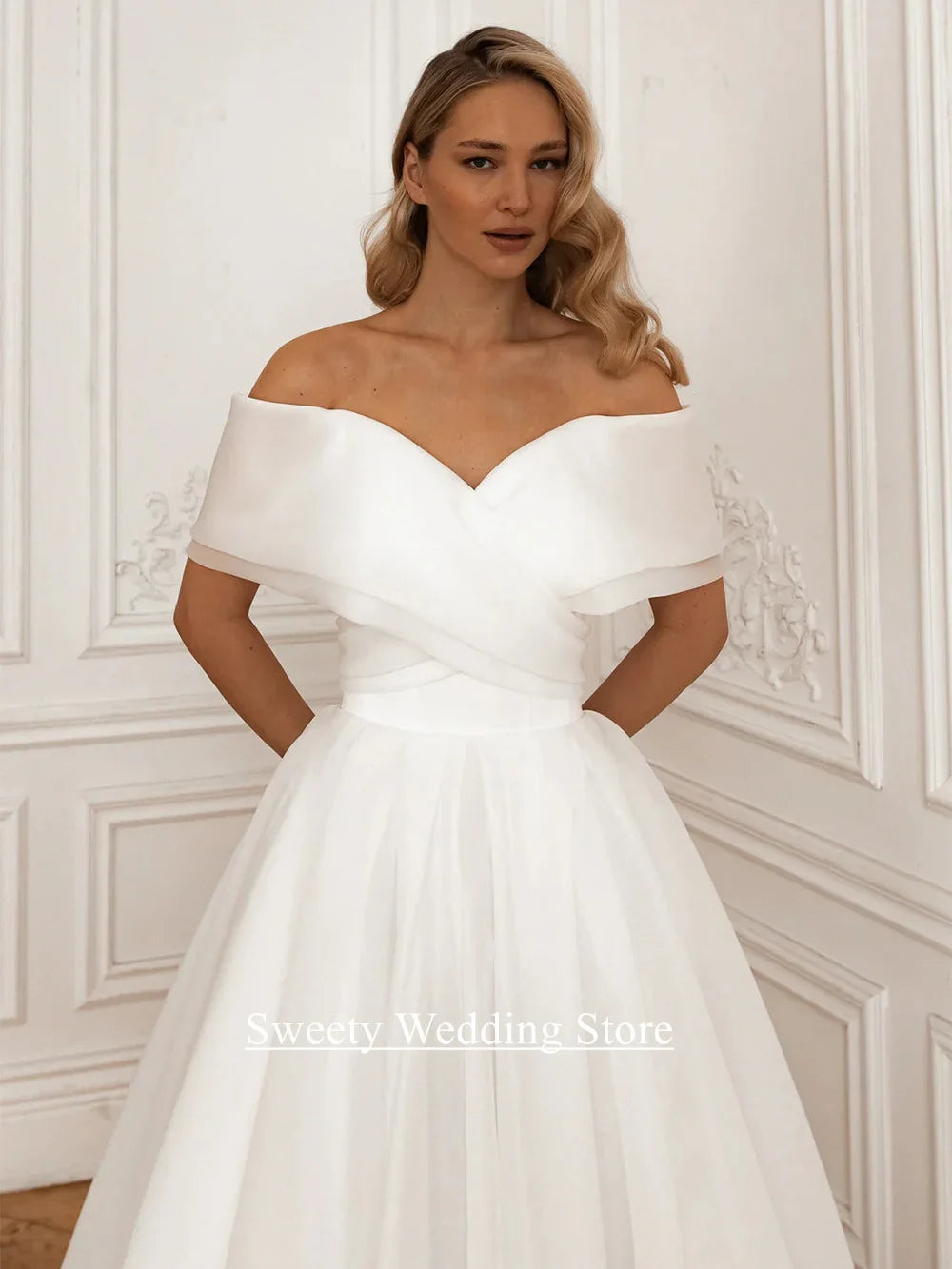 Short Wedding Dress Customized Off The Shoulder V Neck Simple A Line Organza Bridal Gown Tea Length Vestido De Noiva