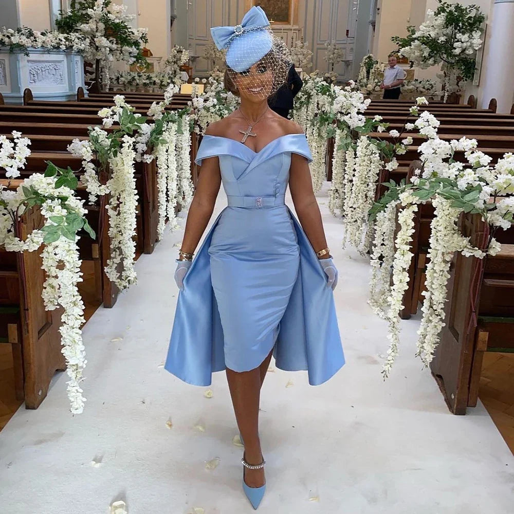 Customized Sky Blue Cocktail Dresses for Wedding Off the Shoulder Column Formal Party Gown Knee Length Satin Evening Dress Short