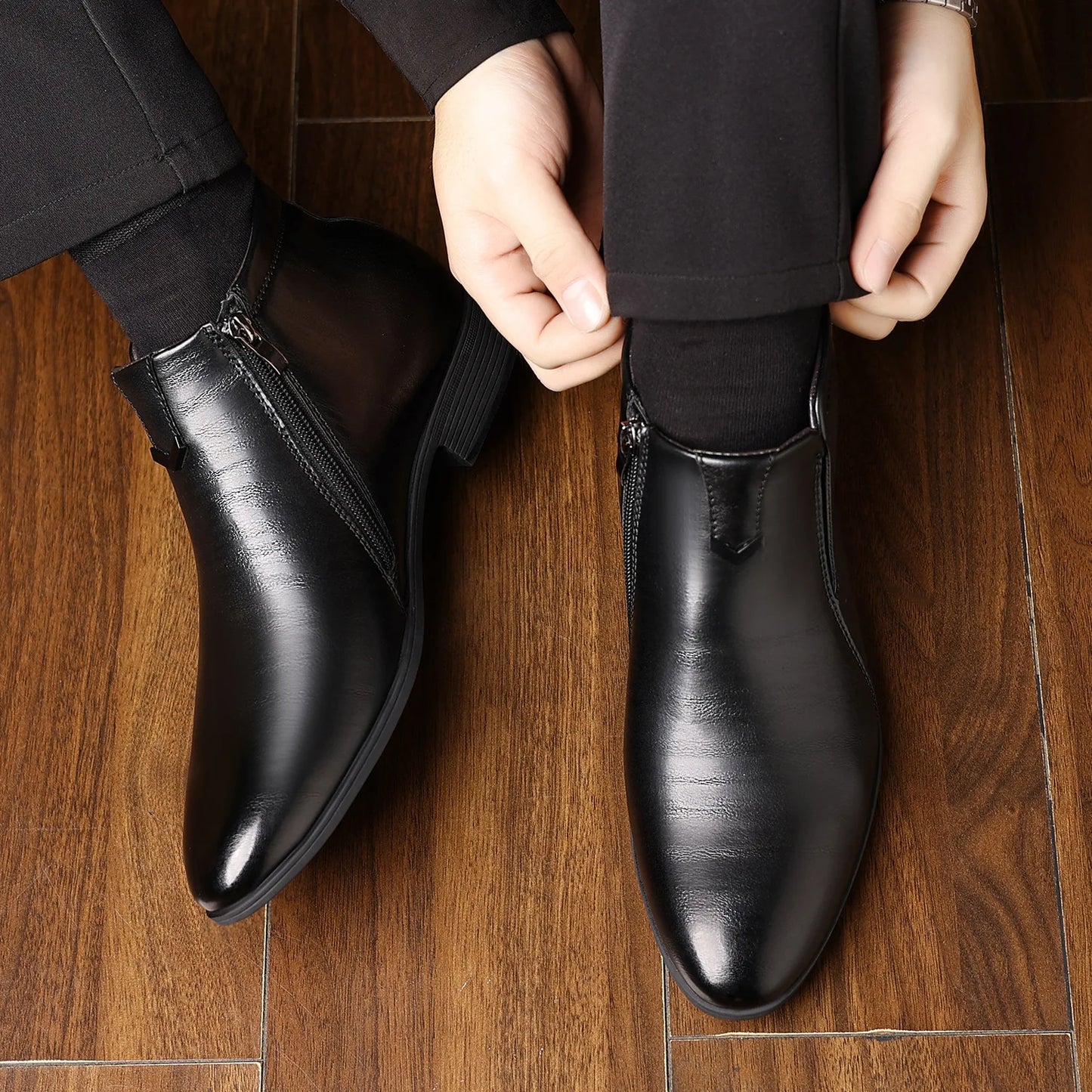 Men Handcrafted Leather Ankle Boots Side Zipper Pointed Toe Chelsea Boots Comfortable Non-slip Formal Business Casual Shoes 2026