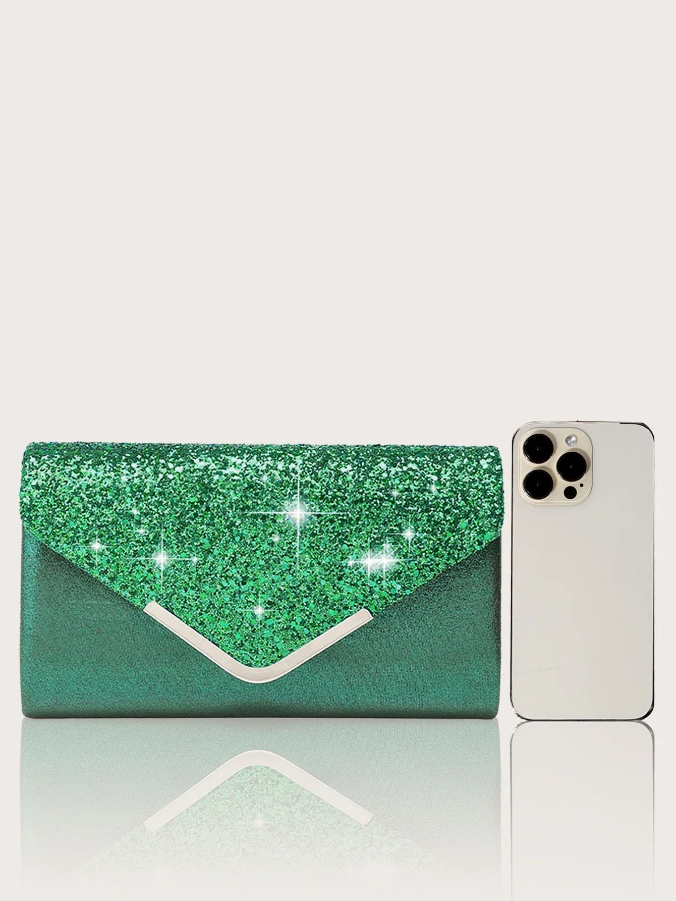 Gorgeous and elegant sparkly women's clutch bag, paired with a gorgeous rhinestone necklace, earrings and bracelet set of four.