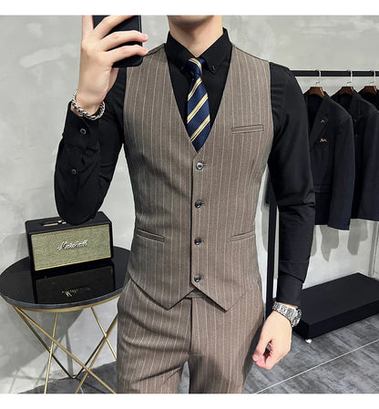 2025 High-quality Korean Version Slim-fit Business (Suit + Vest + Trousers) Striped Double-breasted Suit Three-piece Set