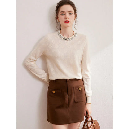 2024 Autumn Elegant Jacquard Fashion Glitter Bead Chain Decoration Round Neck Long Sleeve Women's Knitted Shirt