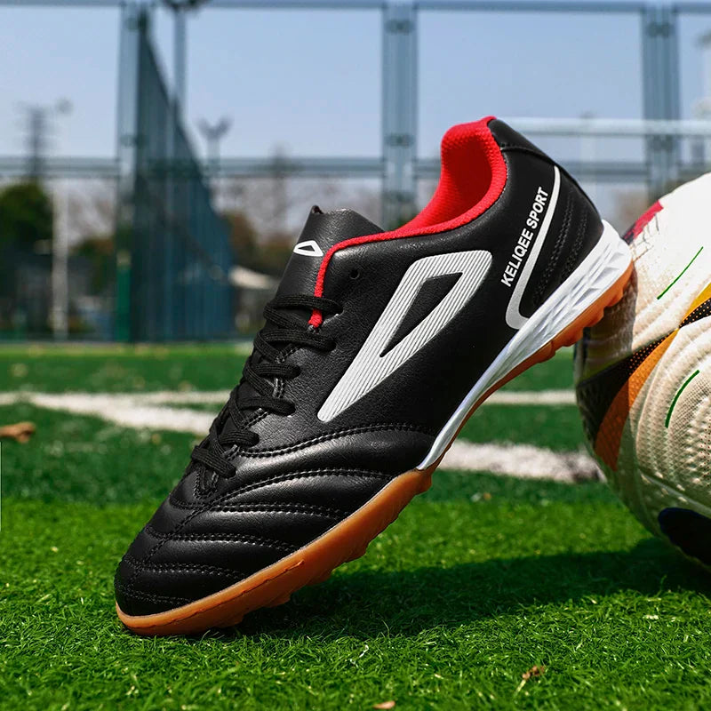 New Men Football Boots Indoor Futsal Soccer Shoes Ultralight Wholesale Professional Training Unisex Breathable Drop Shipping