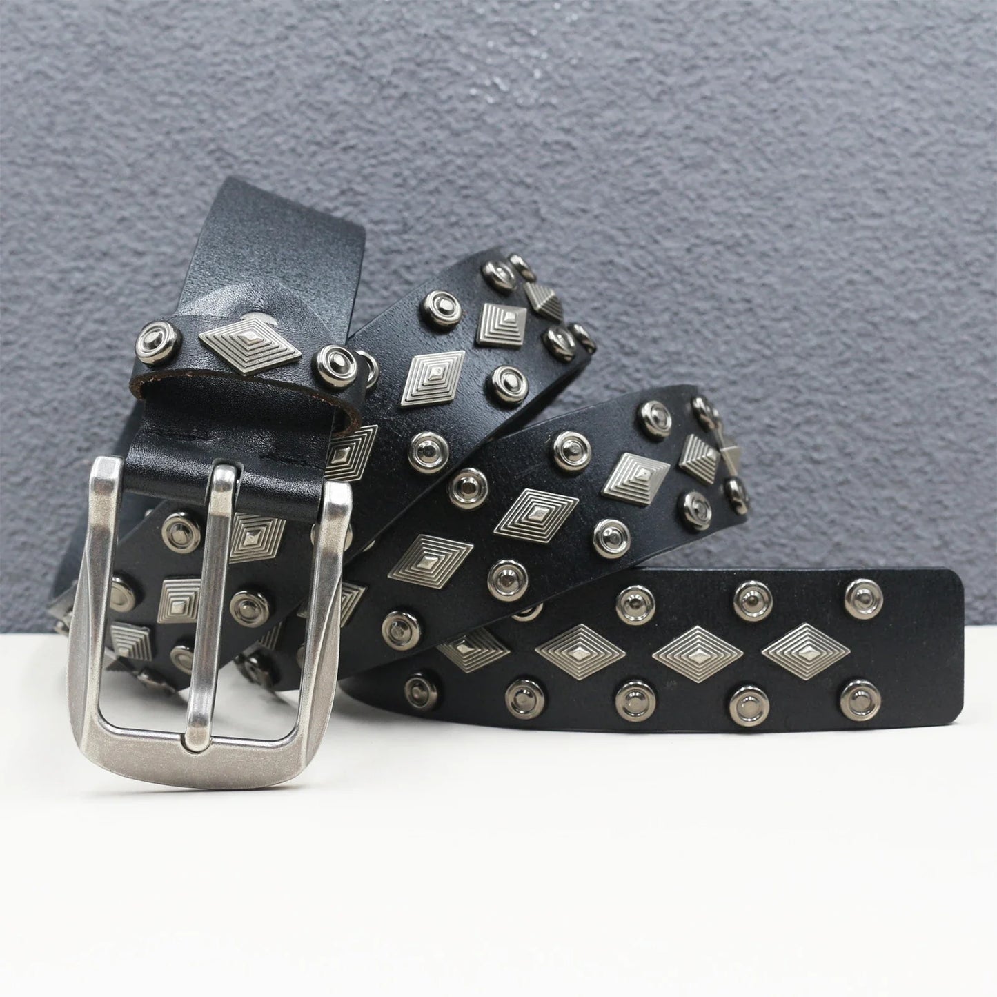 Rock Genuine Leather Luxury Punk Belt Jeans Heavy duty Hollow manual  Designer Brand Belt Men Rivet Three-pin buckle Belt Male