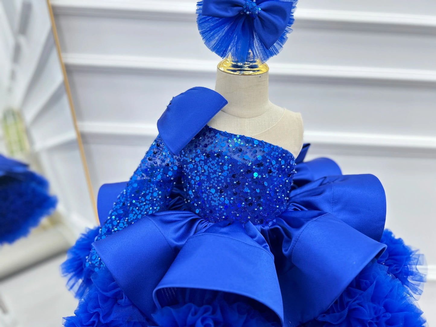Gorgeous and Elegant Girls Dress Satin Bow Girls High-End Party Evening Dress Exquisite Baby Girl One-Year-Old Clothing