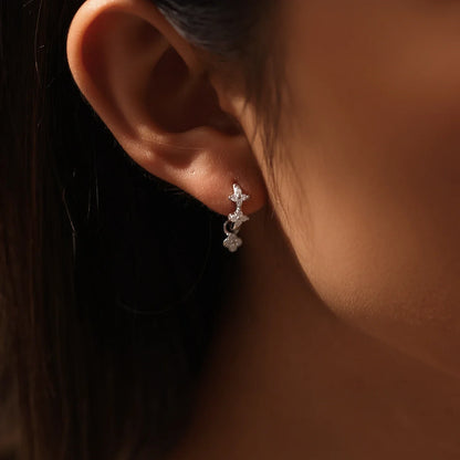 Dazzling Moissanite Ear Buckle 925 Sterling Silver Four Leaf Clover Swing Lab Diamond Hoop Earrings For Women Jewelry