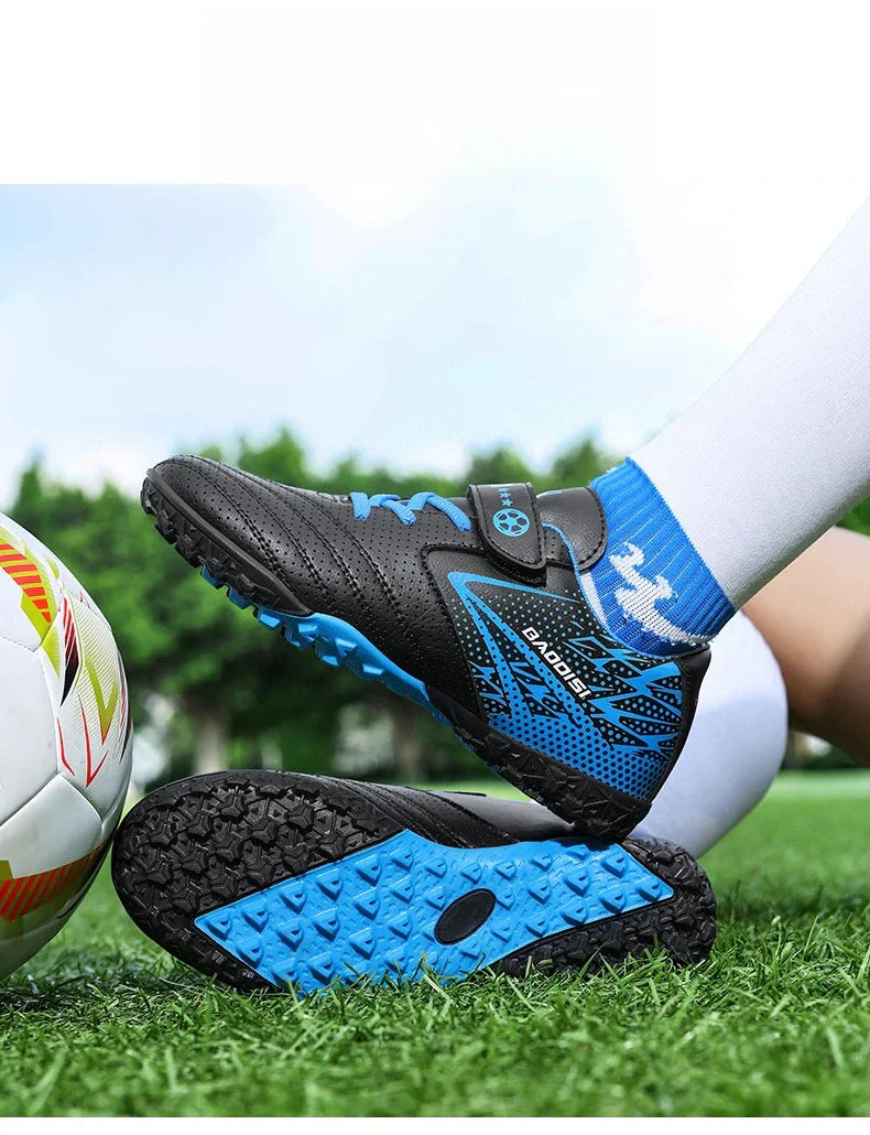 New Children Soccer Shoes Sports Society Field Boy Football Boots Futsal Fast Indoor Sneaker Original Ankle Football Boot Cleats