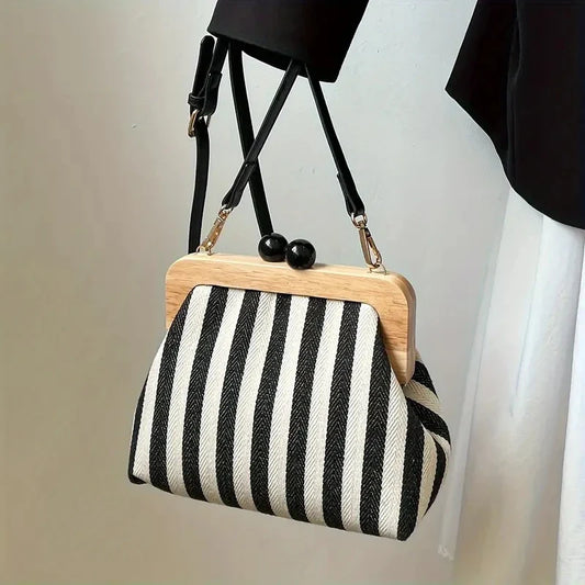Fashion Striped Wooden Clip Shell Women Shoulder Bags Elegant Crossbody Bags Clutch Purses for Party 2026