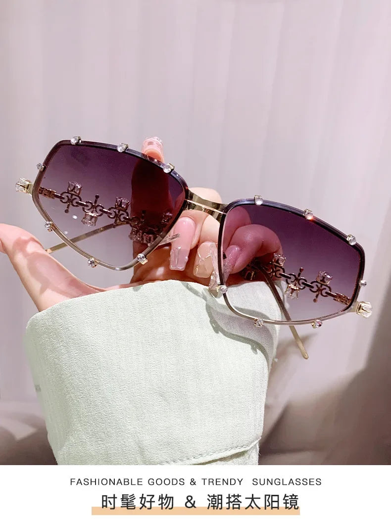 Diamonds Fashion Sunglasses Women 2024 Vintage Shades UV400 Luxury Rhinestones Sun Glasses Female Punk Big Men Eyewear