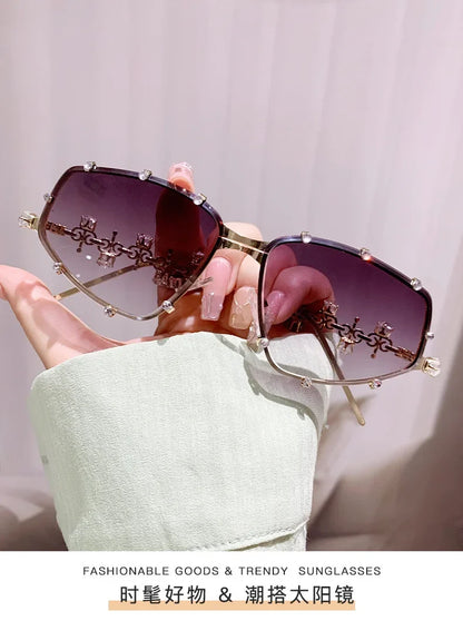 Diamonds Fashion Sunglasses Women 2024 Vintage Shades UV400 Luxury Rhinestones Sun Glasses Female Punk Big Men Eyewear