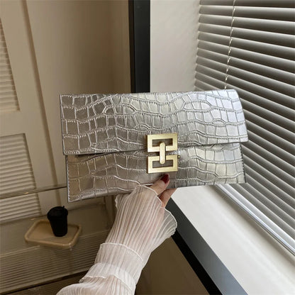 Women Casual handbag New Texture Niche Trend Handbag Bag Women's Fashion Simple Envelope Bag Vacation Handbag