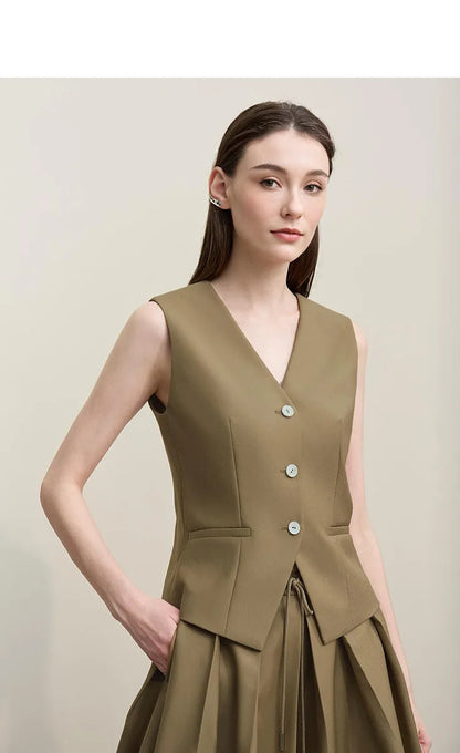 Women's Vests 2026 Autumn New Versatile V-neck Tailored Waist Vest Women's Single Breasted Short Sleeveless Top 12641036