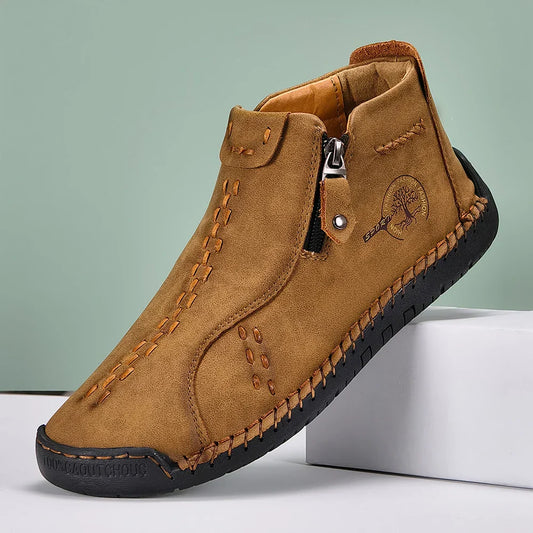 Classic Handmade Leather Men Shoes Zipper Design Outdoor Sneakers Slip On Breathable Casual Shoes Leather Men Ankle Boots