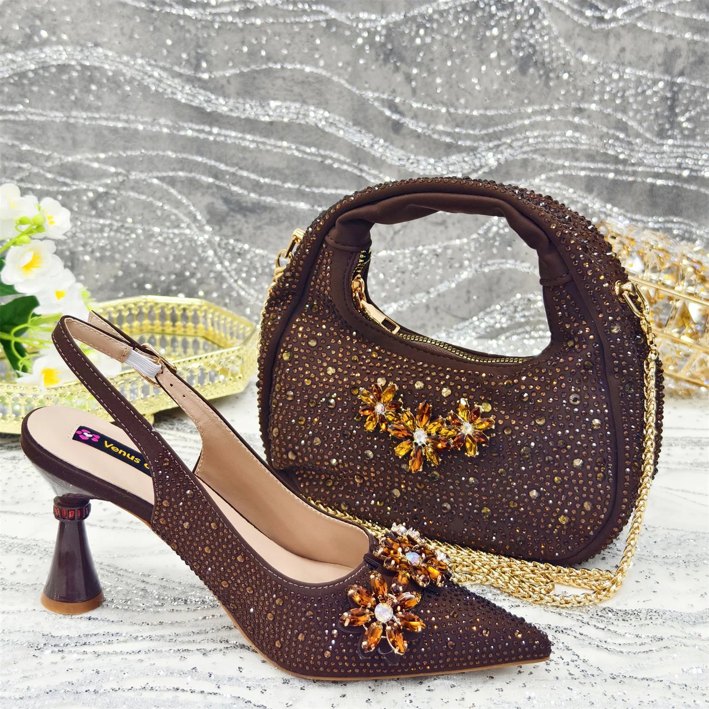 2025 Pointed Toe High Heels Shoes and Bags Set With Rhinestone for Women Wedding Party Elegant Luxury Fashion in Sky Blue