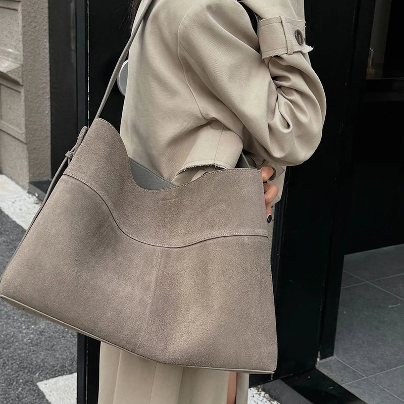 Luxury Genuine Leather Women Bags 2025 Spring Cow Suede Shoulder Bags Women Retro Gold Buckle Large Capacity Totes Lady Handbags