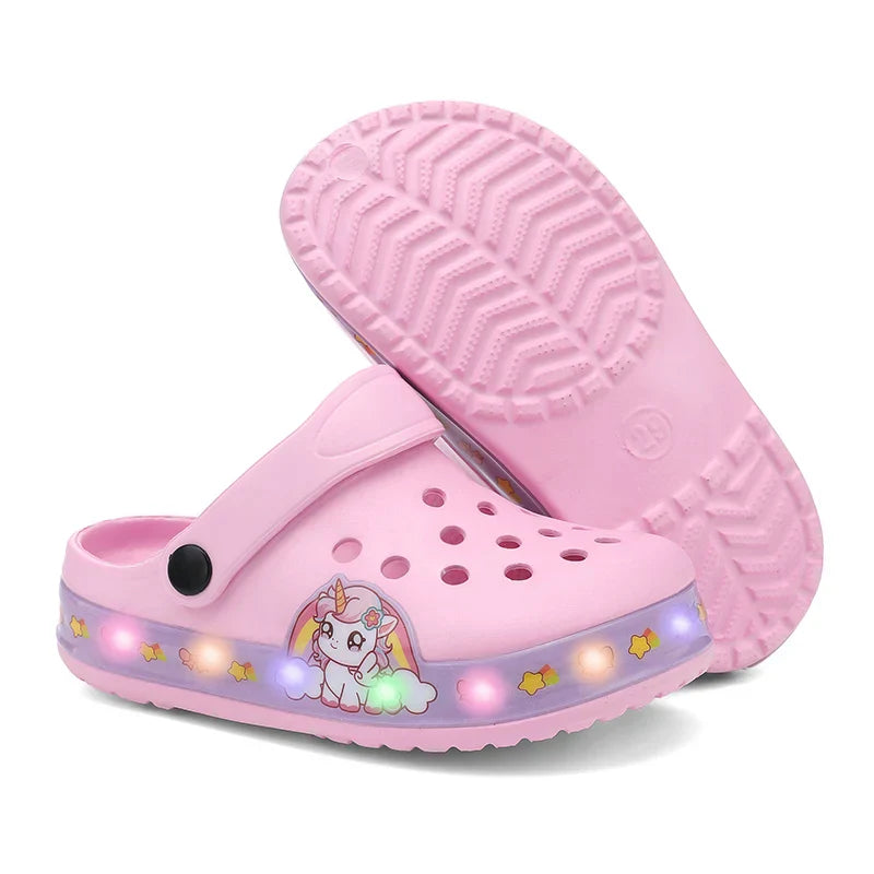 Light Sandals for Girls Pink Cartoon Printing Summer Beach Kids Shoes Outdoor Non-slip Classic Design Children's Casual Clogs