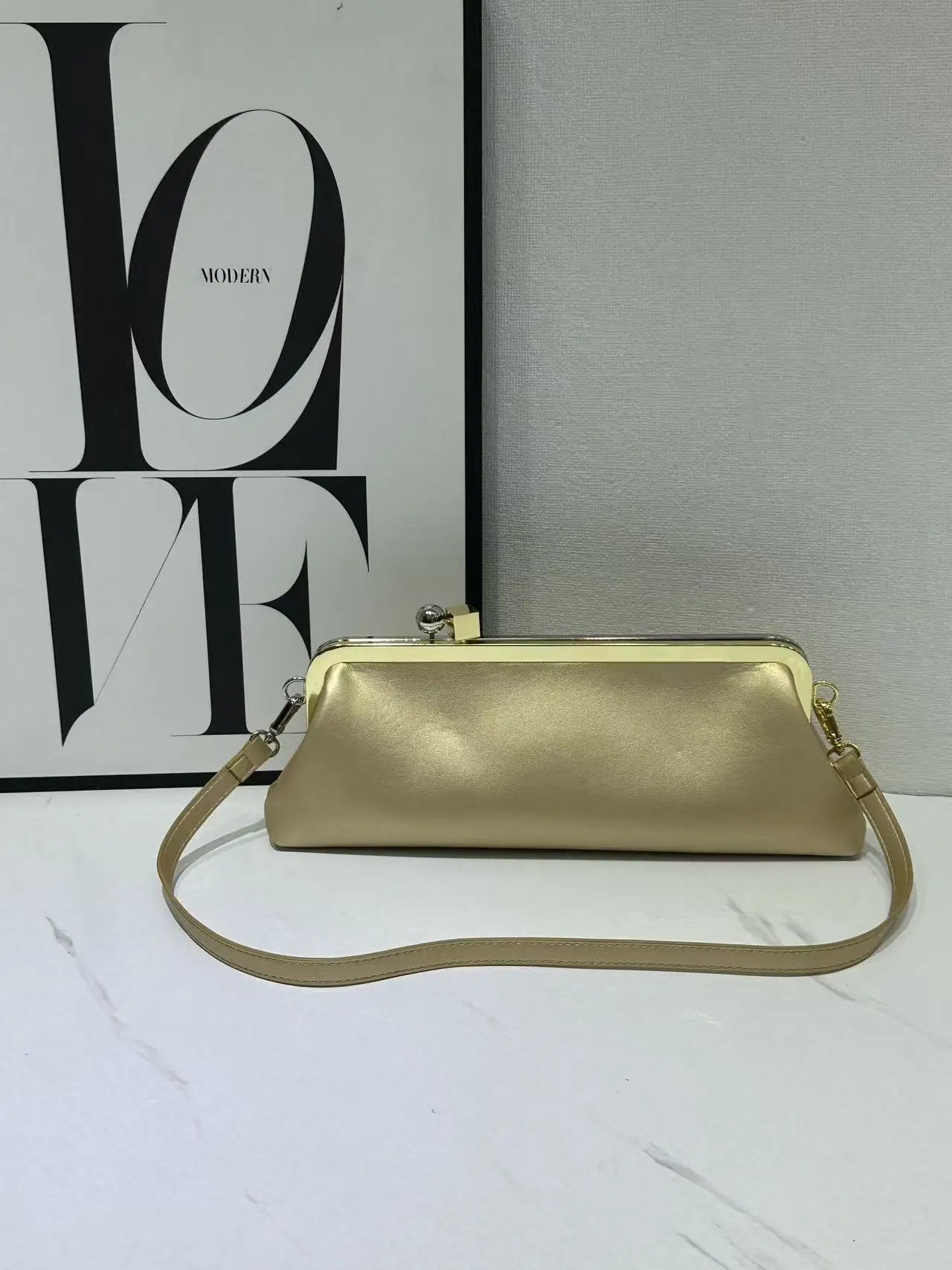 Fashion Long Clutch Bag for Women Luxury Designer Kiss Clip Handbags Luxury Pu Leather Underarm Shoulder Bags Trend Party Purses