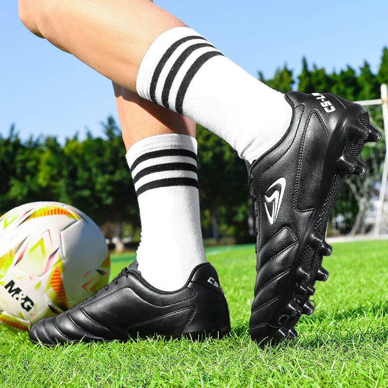 New Men Football Boots Futsal Soccer Shoes TF FG Grass Cleats Comfortable Outdoor Training Shoes Match Breathable Sport Indoor