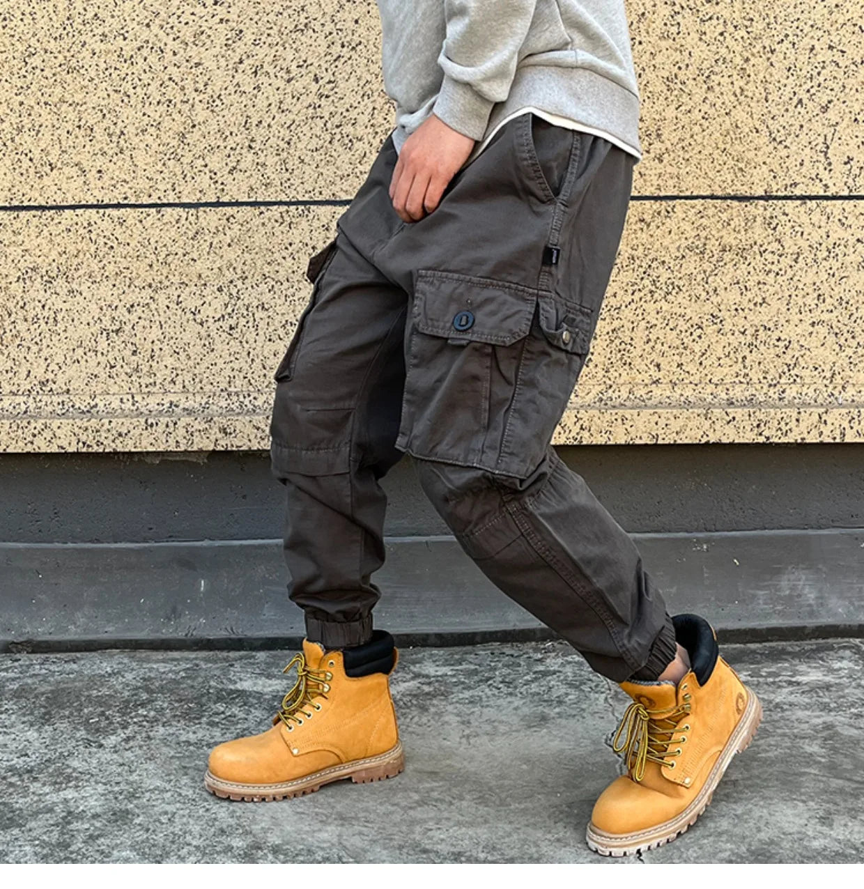 Korean Streetwear Tactical Cargo Pants Japanese Harajuku Casual Plus Size Harem Joggers Men Clothing Multi-Pocket Trousers Male