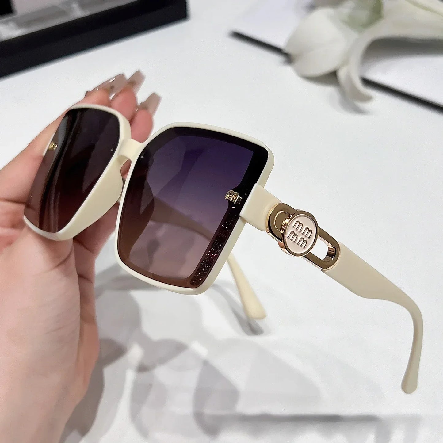 New High Quality Fashion Polarized Sunglasses Women  Vintage Square Sun Glasses Female Ladies Gafas De Sol UV400 Glasses Men