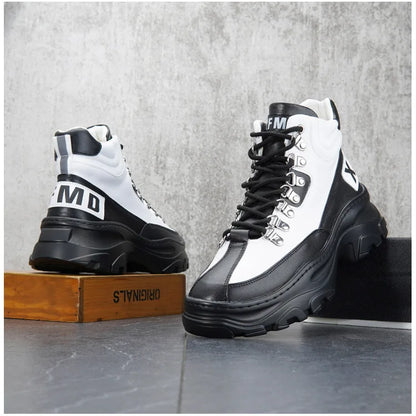 White High Top Board Boots for Men Thick Soled Men Boots with Elevated Height Inside Outdoor Casual Versatile High-top Shoes