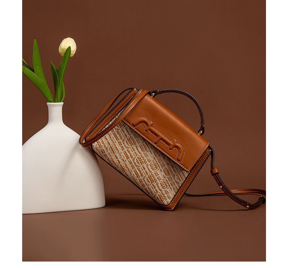Exquisitely Crafted Fashionable Women's New Shoulder Bag Minimalist Color-Block Design Versatile Women's Handbag