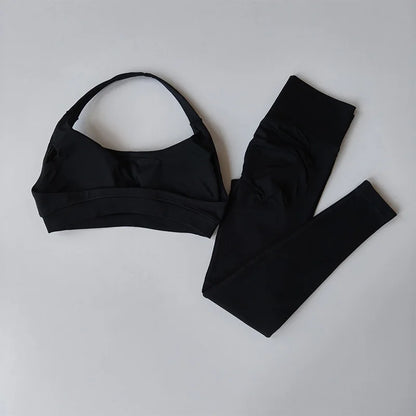 Women's Seamless Yoga Set - Halter Neck Sports Bra with Built-in Pads & Booty Lifting Leggings, Workout Outfit for Gym