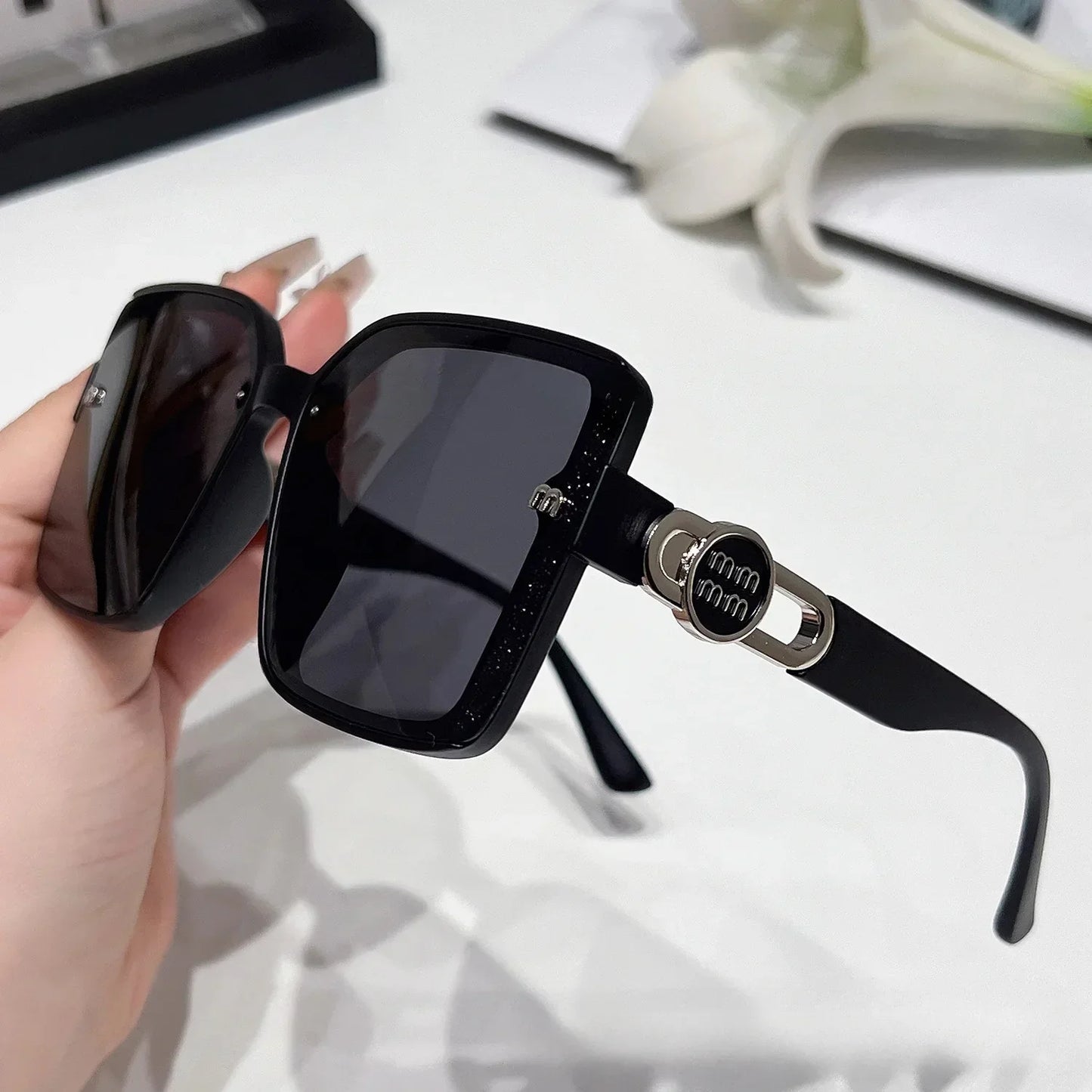 New High Quality Fashion Polarized Sunglasses Women  Vintage Square Sun Glasses Female Ladies Gafas De Sol UV400 Glasses Men