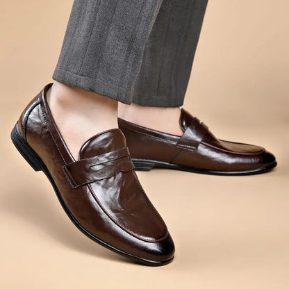 Social Shoe Male Leather Casual Round Toe Men's Formal Shoes Business Luxury Designer Clothing Office Party Gentleman 2025 Trend