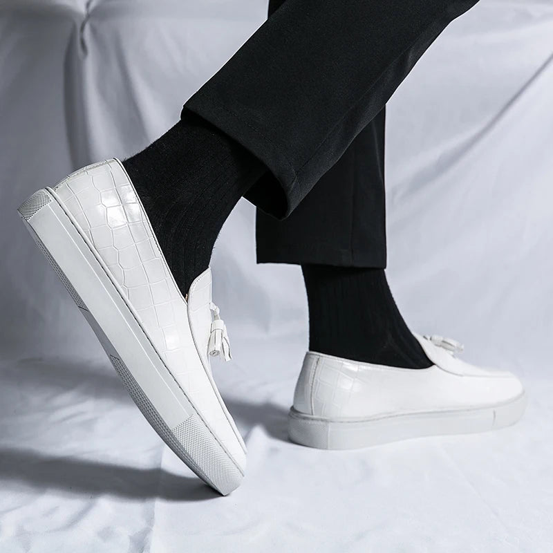 Zapatos De Hombre Loafers Men's Tassel Slip-On Comfortable Men Leather Shoes Casual Shoes Fashion Oxford Shoes Large Size 38-47