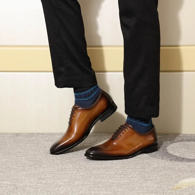 Designer Genuine Leather Mens Wholecut Oxford Shoes Luxury Brand Black Brown Dress Shoes for Business Office Formal Wear