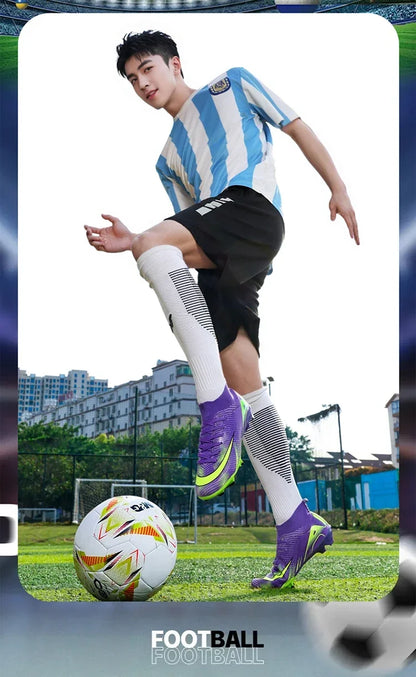 New Men Football Boots Adult Society Original Indoor Professional Women Soccer Shoes Unisex Ultralight Football Shoes Sneakers