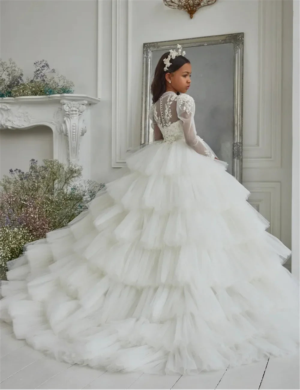 Customized White Flower Girl Dresses Tulle Tiered Flory with Tailing Long Sleeve for Wedding Birthday Party First Communion Gown