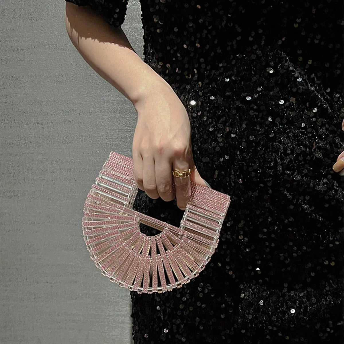 Women's Half-Moon Evening Bag Luxury Designer Rhinestone clutch bag Fan Shape Golden Party Bag Mini Sparkling Wedding Purse