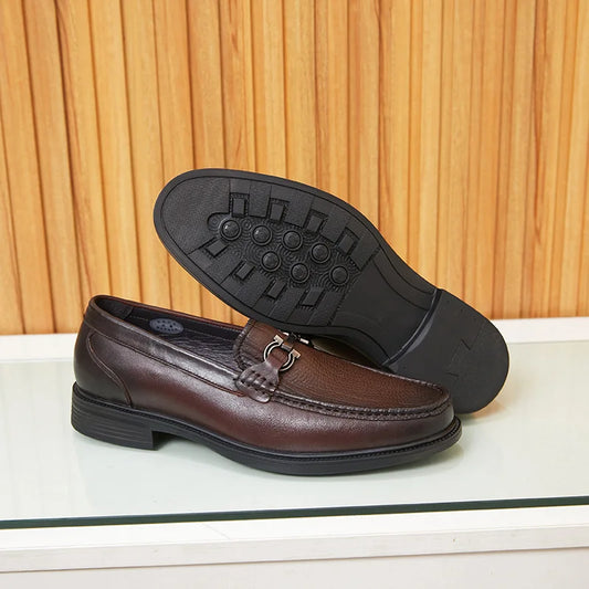 New Loafers for Men Genuine Leather Men's Shoes Elegant Gentleman Handmade Shoes Simple Metal horse buckle