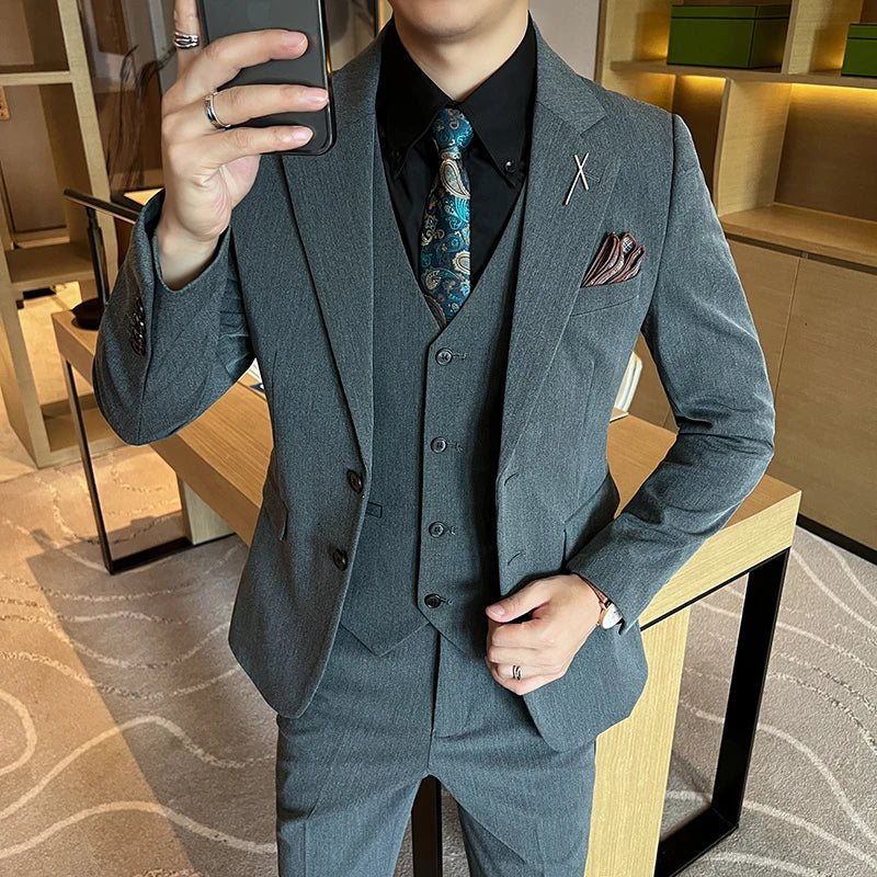 2026 High Quality (Suit + Vest + Trousers) Stylish and Handsome Casual Wedding Suit Business Suit Three-Piece Genuine