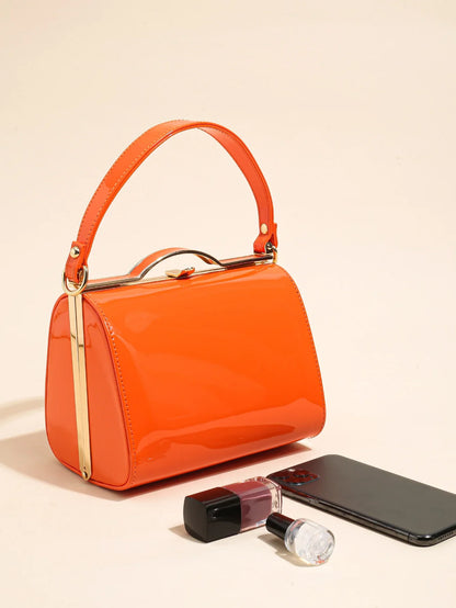 Highlight Cute Simple Patent Leather Pearlescent Leather Handheld Hard Shell Clip Dinner Bag