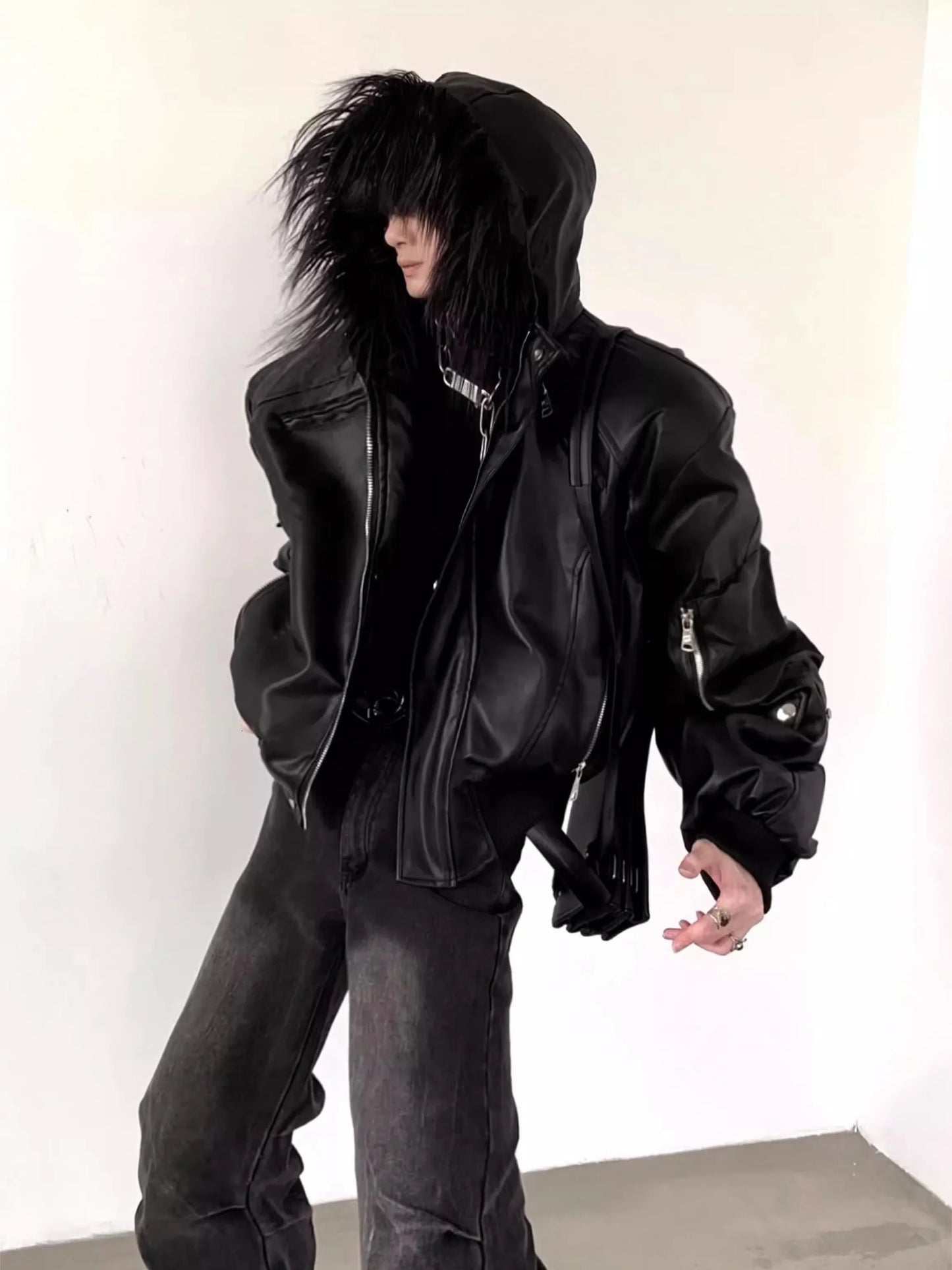 Spring Autumn Cool Short Oversized Black Warm Pu Leather Jacket Men with Faux Fur Trim Hood Luxury Designer Clothes