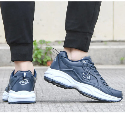 2023 New Male Running Shoesr Arrival Classics Style Men Lace Up Sport Shoes Men Outdoor Jogging Walking Athletic Shoes